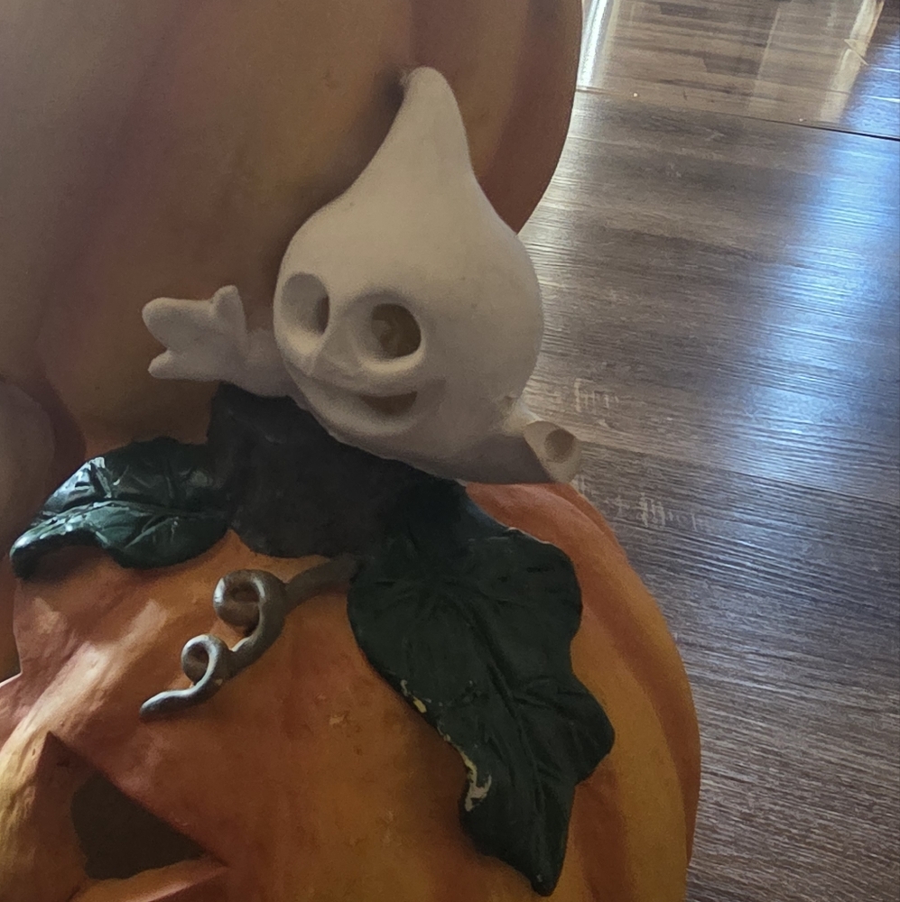 Halloween Vintage Ceramic Ghosts & Pumpkins Figurine Display - Picture 4 of 11
